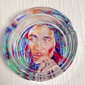 Smoketopia Premium Glass Ashtray Bob Marley
